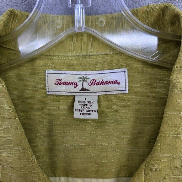 Tommy Bahama Loop Collar Silk Shirt L Yellow Green Tropical Textured Leaf Print - Picture 3 of 10